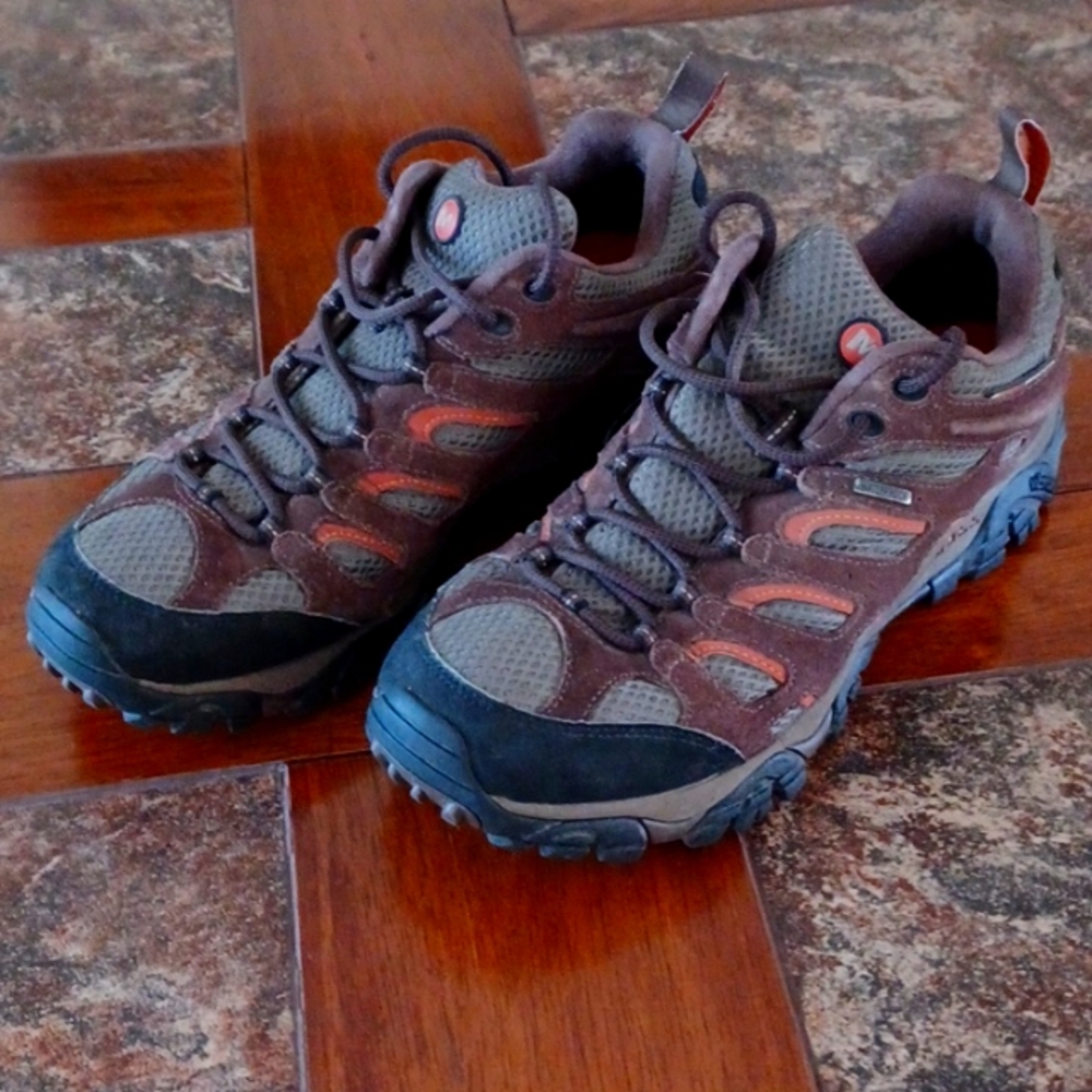 Merrell Moab hiking shoes